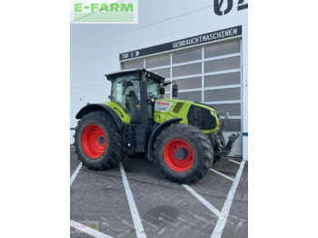 Traktors CLAAS Axion 830