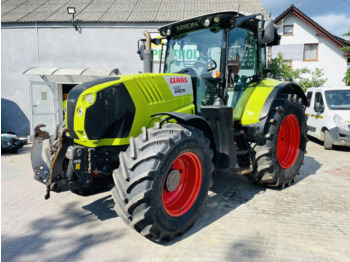 Traktors CLAAS Arion 620