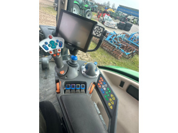 Traktors FENDT 724 Vario