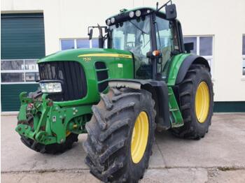 Traktors JOHN DEERE 7530