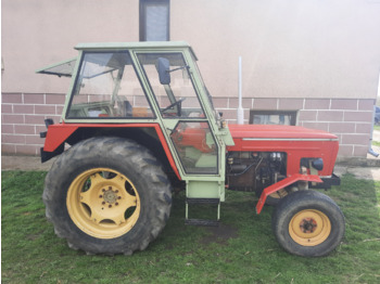 Traktors ZETOR