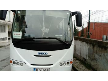 Piepilsētas autobuss IVECO TECTOR: foto 1
