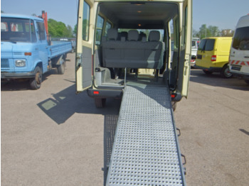 Mikroautobuss, Pasažieru furgons VW LT  28 2.5 TDI - KLIMA - Rampe - 6-Sitzer Behind: foto 1