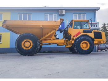 Artikulētias pašizgāzējs VOLVO A25C 4x4