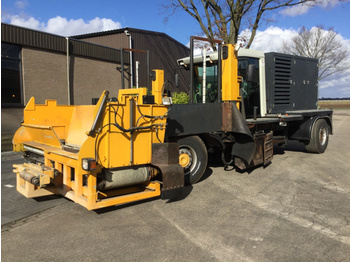 Asfalta ieklāšanas tehnika PTS Machinery BV Roadwidener WB2008