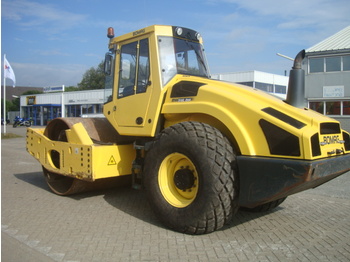 BOMAG BW 216 DH -4 - Veltnis