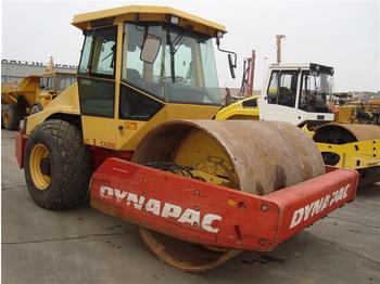 Dynapac CA302D (Ref 109890) - Veltnis