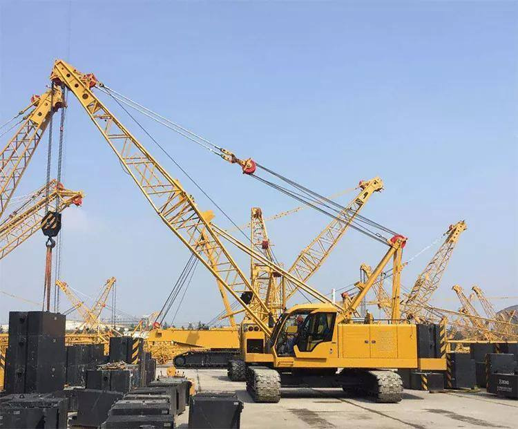 Kāpurķēžu celtnis XCMG 85 ton crawler crane used XGC85 price: foto 3