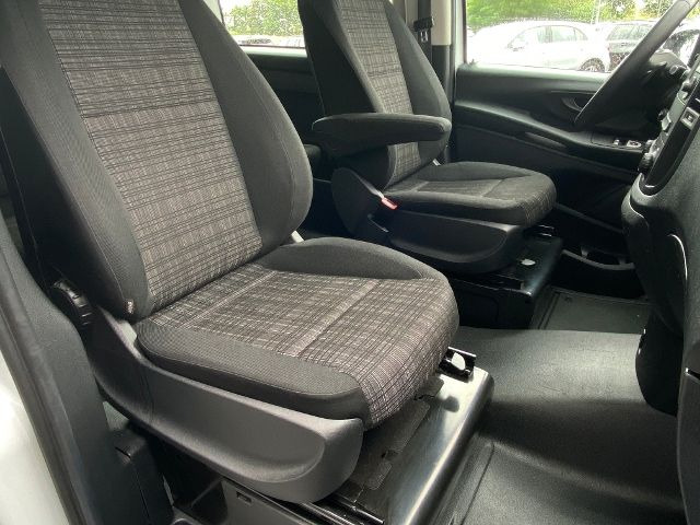 Vieglā automašīna Mercedes-Benz Vito Tourer 8 Sitze Klima Sitzheiz. Navi  114 CD: foto 13