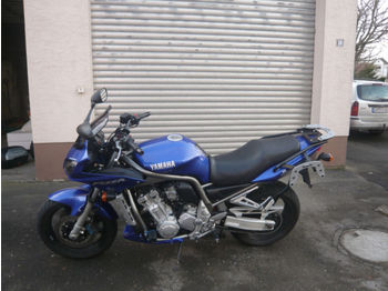 Yamaha Fazer RN06  - Motocikls