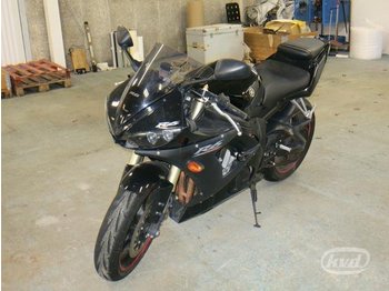 Yamaha YZF-R6 (Rep.objekt)  - Motocikls