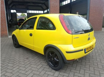 Vieglā automašīna Opel CORSA-C 1200 benzine: foto 1