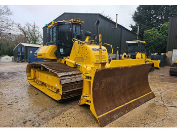 Buldozers KOMATSU