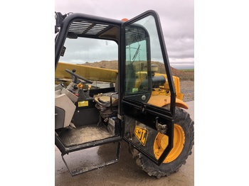 Teleskopiskais iekrāvējs JCB 526s