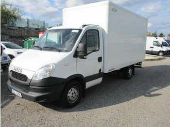 Furgons ar slēgtā virsbūve Iveco Daily 35S13 8 palet