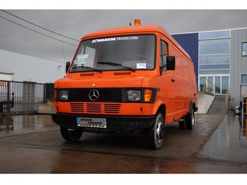 Furgons ar slēgtā virsbūve Mercedes-Benz 410D