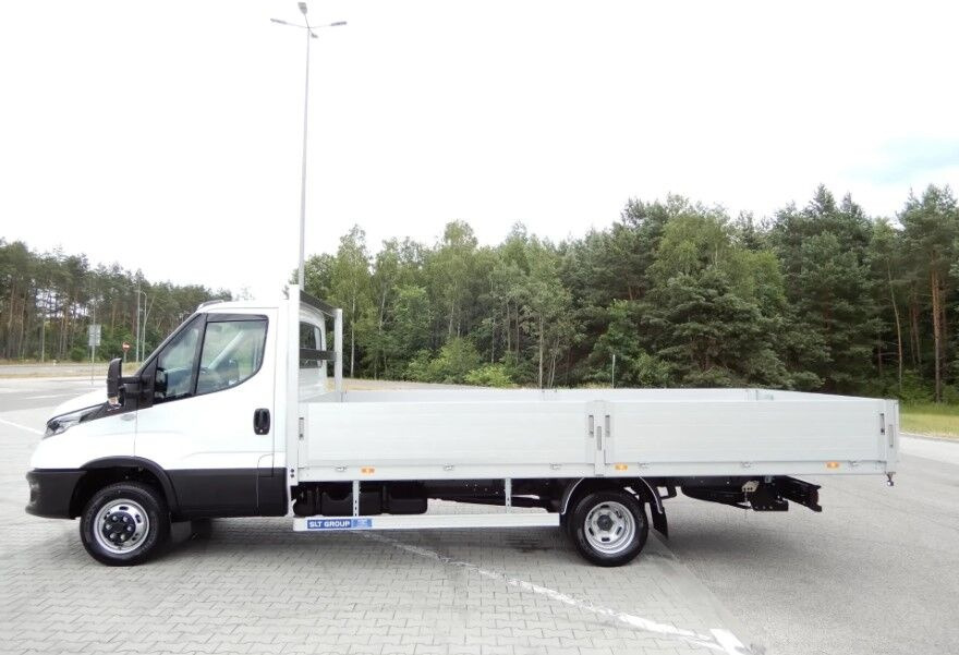 Jaunā Automašīna ar kravas platformu IVECO Daily 50C16 Flatbed: foto 8
