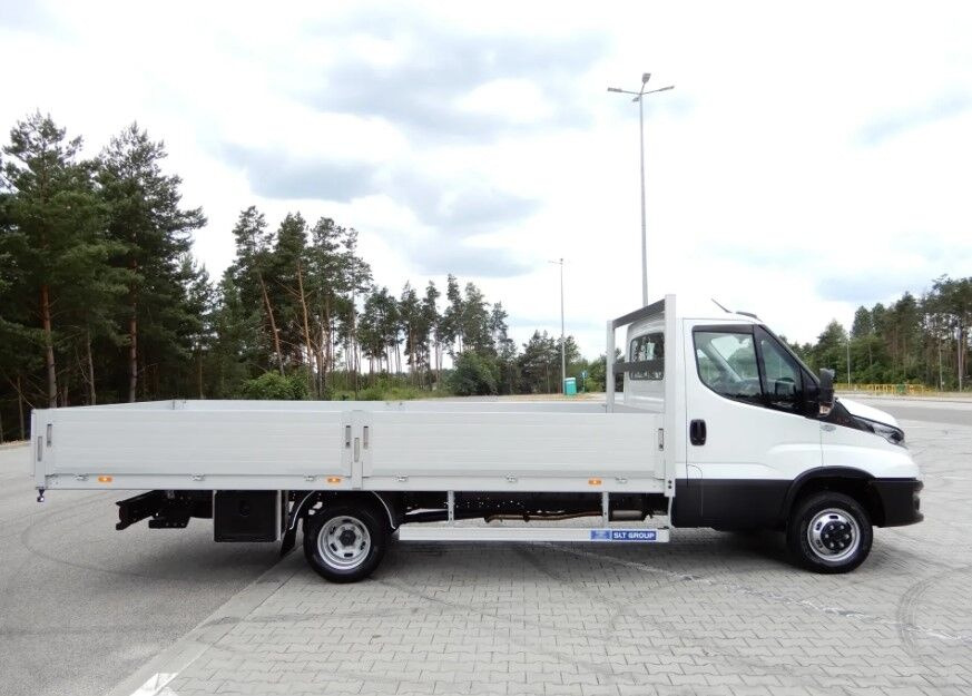 Jaunā Automašīna ar kravas platformu IVECO Daily 50C16 Flatbed: foto 7