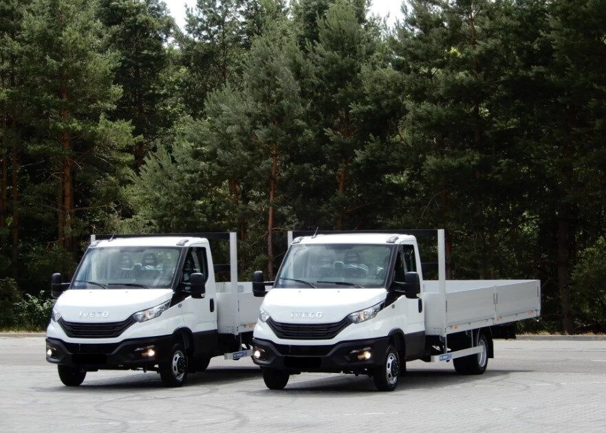 Jaunā Automašīna ar kravas platformu IVECO Daily 50C16 Flatbed: foto 22