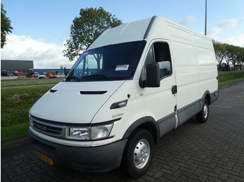 Kravas mikroautobuss Iveco Daily 35 C 12