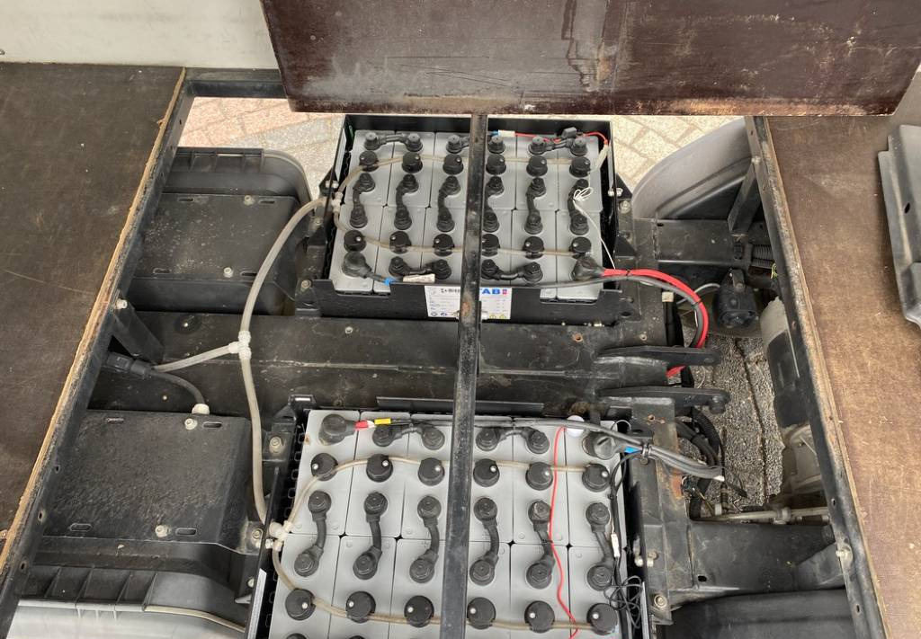 Elektriskā komunālā automašīna Goupil G3 Electric UTV Closed Box Van Utility: foto 13