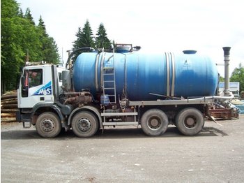 Iveco Euro Trakker 19 m³ Tankvolumen Wasserwagen - Komunālā/ Specializētā tehnika