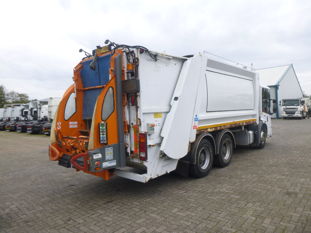 Atkritumu vedējs Mercedes Econic 2629 6x4 RHD Farid refuse truck: foto 3