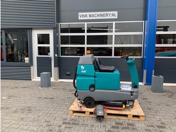 Ielu tīrīšanas mašīna TENNANT T 7 Schrobmachine