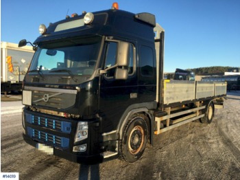 Bortu kravas automašīna/ platforma Volvo FM330
