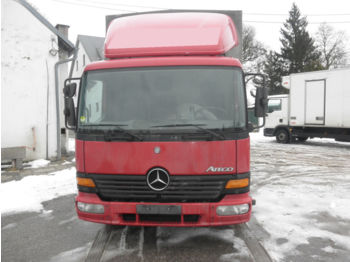 Kravas automašīna ar tentu Mercedes-Benz Atego