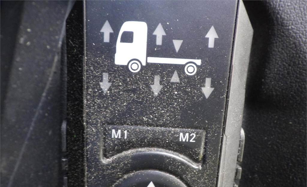 Kravas automašīna ar slēgto virsbūvi Mercedes-Benz ATEGO 1323L NEK 7,6m Ksa umpikori+Pl-nostin: foto 13