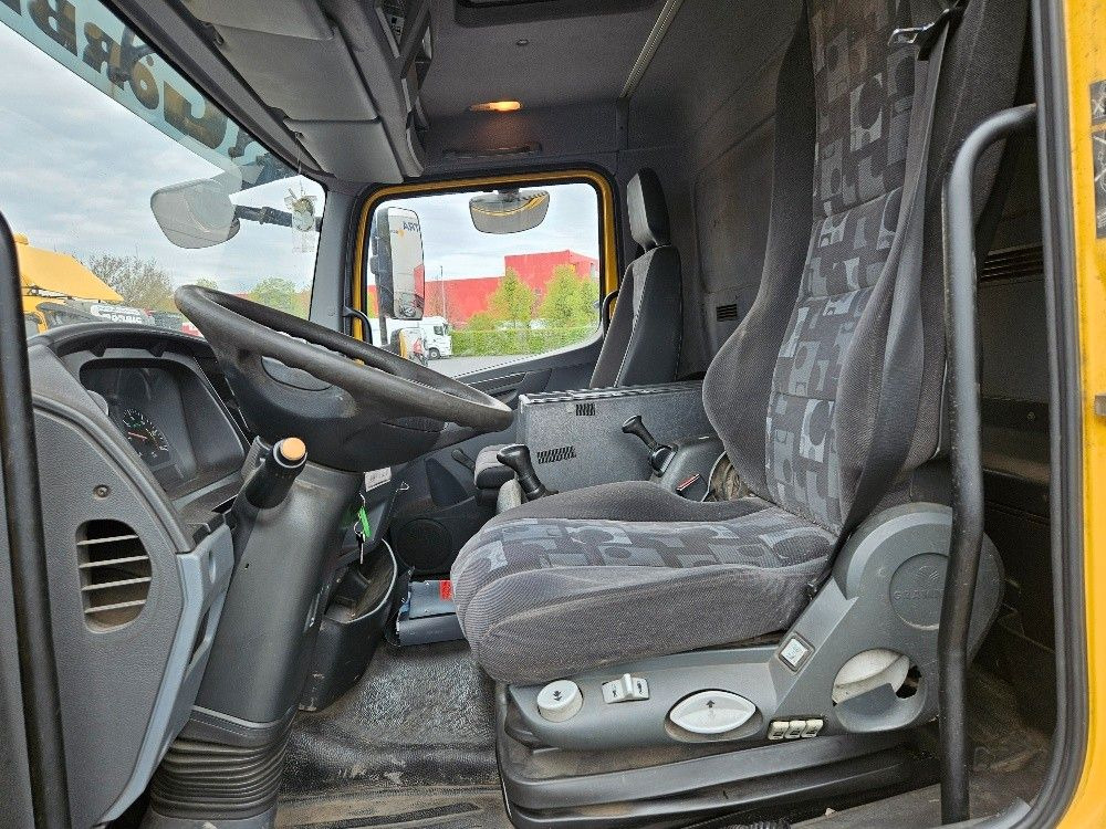 Kravas automašīna ar slēgto virsbūvi Mercedes-Benz Atego 1222 L Koffer mit LBW: foto 5