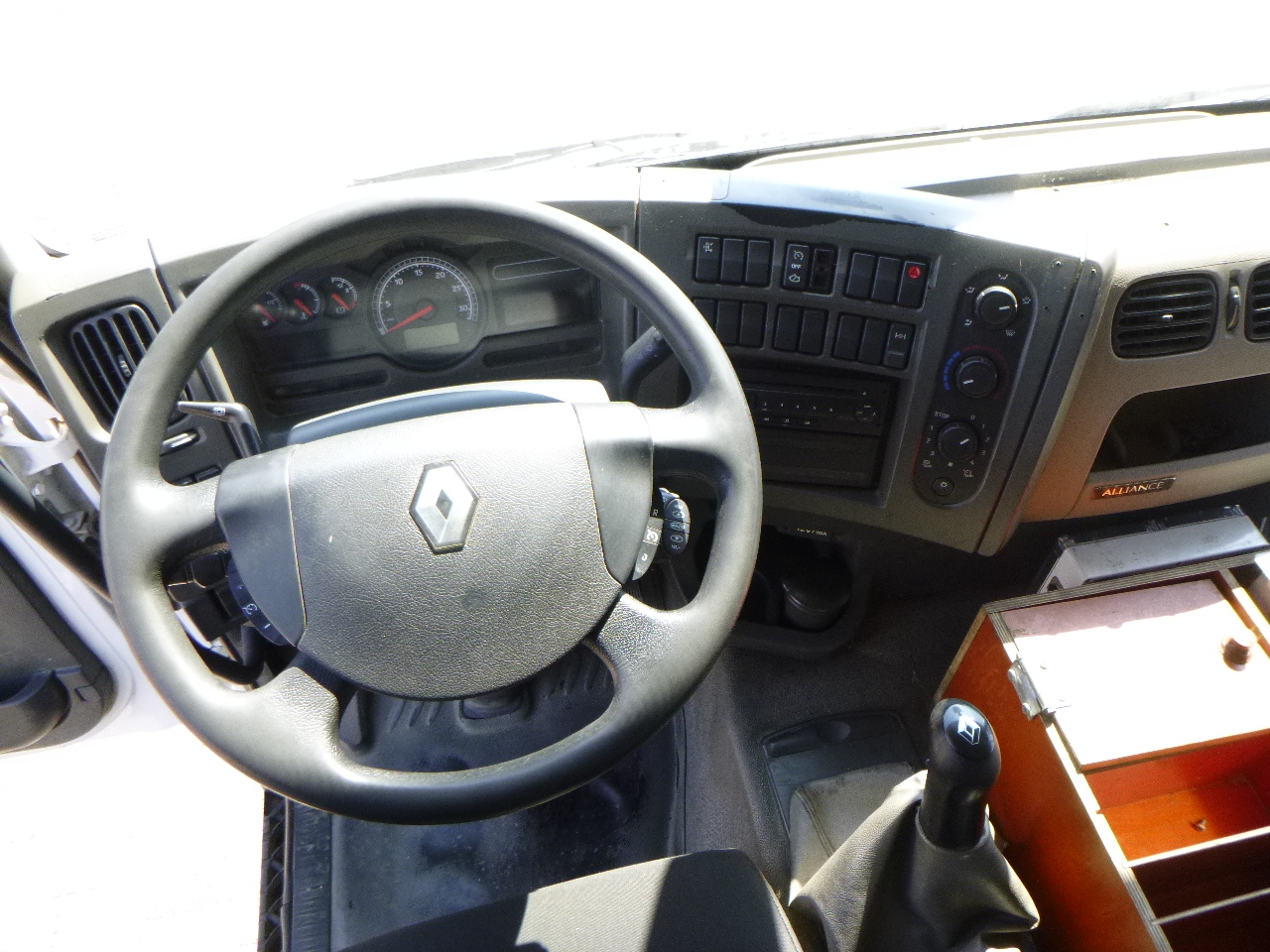 Autocisterna pārvadāšana degvielas Renault Premium 280 dxi 4x2 fuel tank 13.6 m3 / 4 comp: foto 18