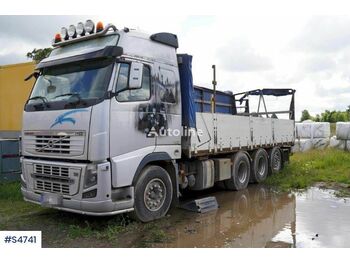 Bortu kravas automašīna/ Platforma VOLVO FH16 700 8x4*4 Flat truck with cover: foto 1
