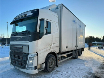 Kravas automašīna ar slēgto virsbūvi Volvo FH 500 6x2 Box Truck with Box Tailer: foto 1
