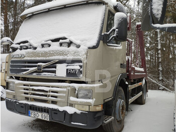 Būvgružu konteineru vedējs Volvo FM7: foto 1