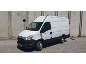 Furgons Iveco 35S11 10M3