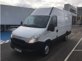 Furgons Iveco 35S13 12M3