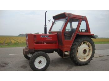 Traktors FIAT 780: foto 1