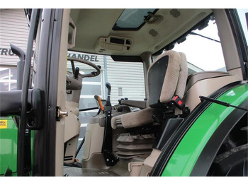Traktors John Deere 6110 R med frontlift, affjedret foraksel og affjed: foto 4
