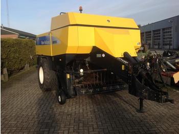 Kīpu prese NEW HOLLAND BB950 GROOTPAKPERS