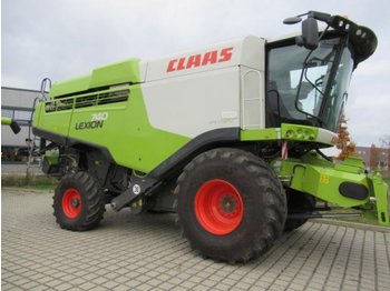 Labības kombains CLAAS Lexion 740