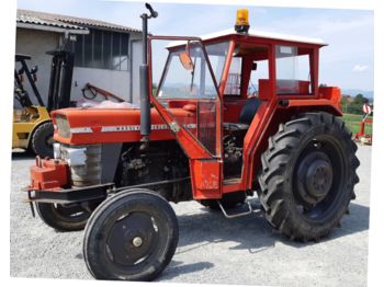 Traktors Massey Ferguson 158: foto 1