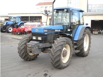 Traktors New Holland Ford 8340 4x4 Allrad 12ß PS Lastschaltgetriebe: foto 1
