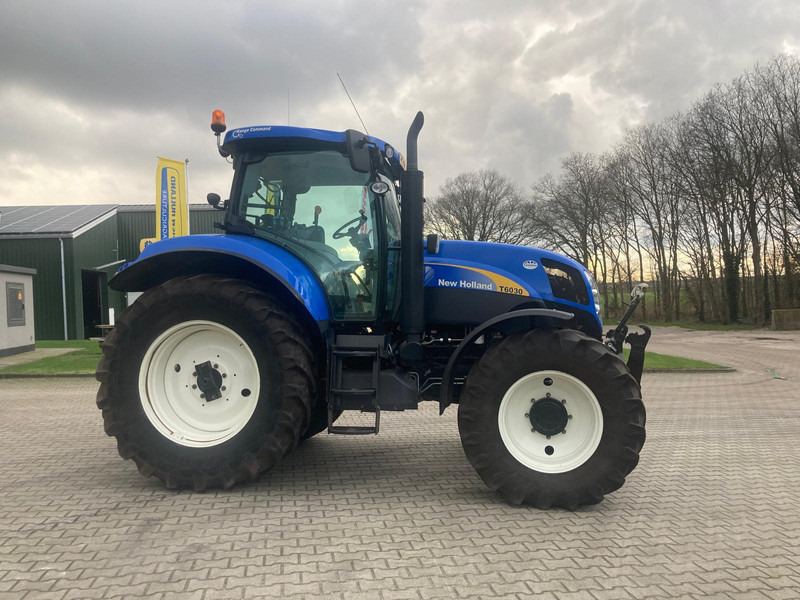 Traktors New Holland T6000 T6030 RC: foto 4