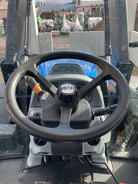 Traktors New Holland T7.200 Autocommand: foto 6