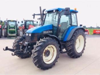 Traktors New Holland TS 110: foto 1