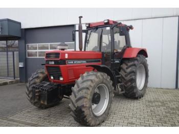 Riteņu traktors Case-IH 1455 XL