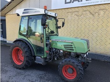 Riteņu traktors Fendt 207 V