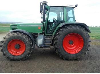Riteņu traktors Fendt FAVORIT 515 C